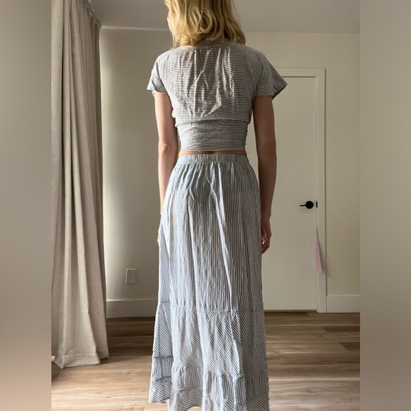 Eberjey skirt and wrap top set stripped - Picture 2 of 5